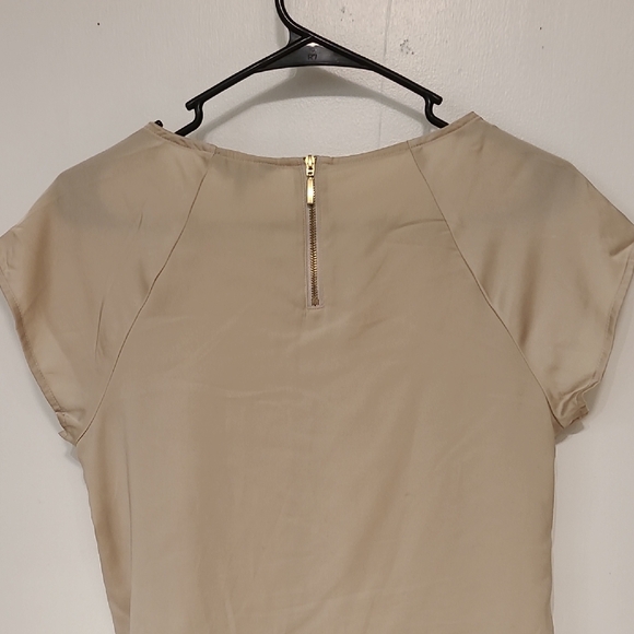 Express Women's Beige Blouse - Picture 3 of 3